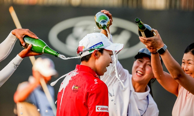 迈阿密国际夺得美职联总冠军！梅西助攻双响+夺个人第47冠